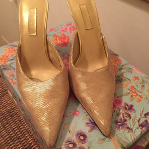 Metallic Gold Mule Pump, Pointed Toe, Glam Women's 6.5